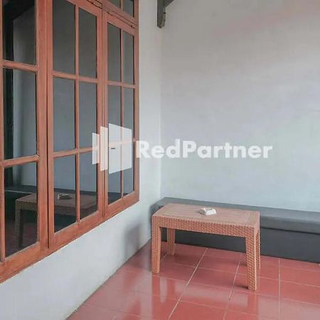 Pondok Damai Guest House Syariah Mitra Reddoorz Cirebon Exterior foto